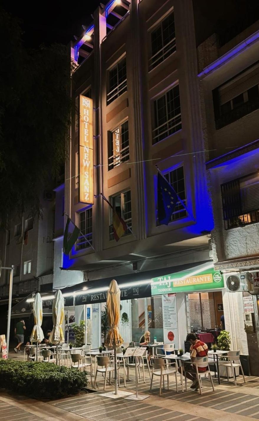 桑兹酒店 托雷莫利诺斯 外观 照片