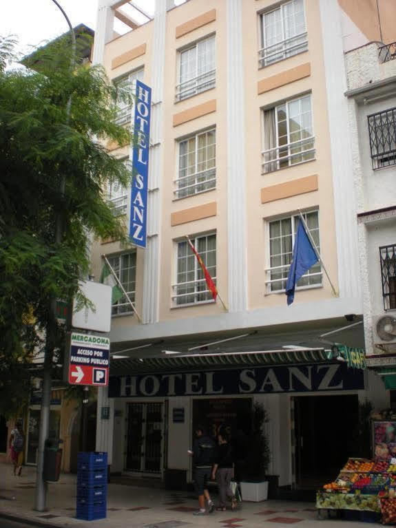 桑兹酒店 托雷莫利诺斯 外观 照片